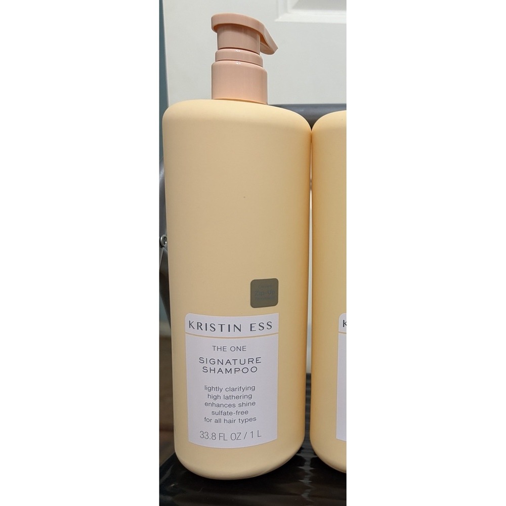 Kristin Ess Signature Shampoo and Conditioner Set with Pump Daily Sulfate Free